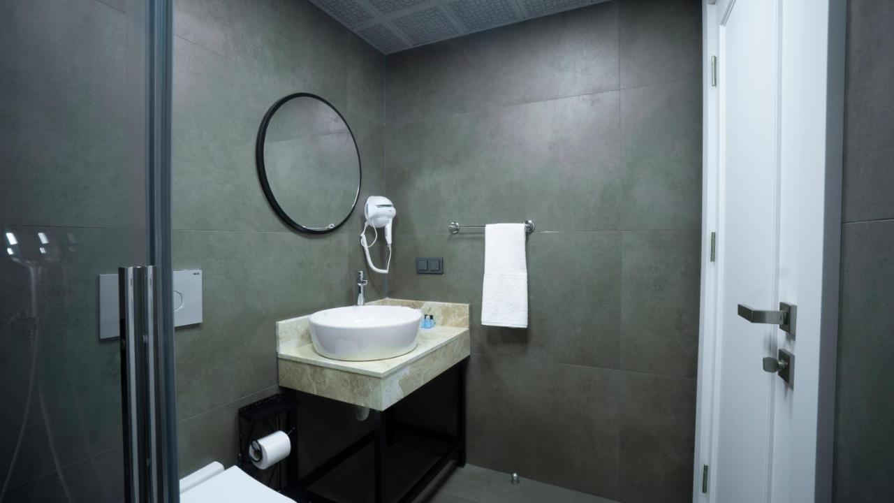 Otel Estera - Muhafazakar Halal